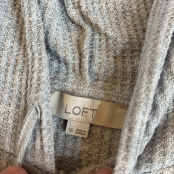 Loft Waffle Knit Hooded Shirt Size Extra Small - Picture 3 of 4
